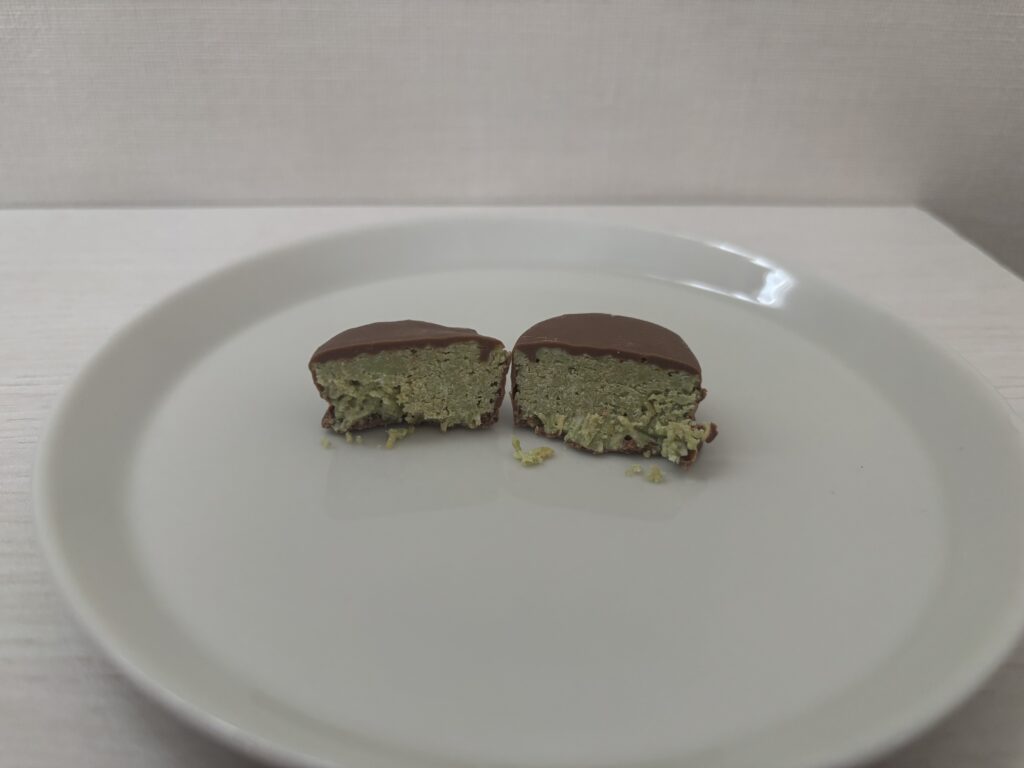 ダイソー「ドバイチョコレート」の断面図